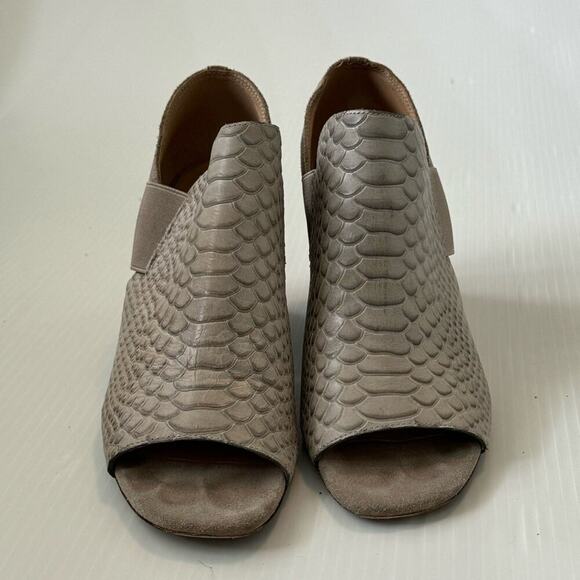 Donald Pliner Lizzy wedge shoes peep toe bootie size 9 grey - Picture 2 of 9